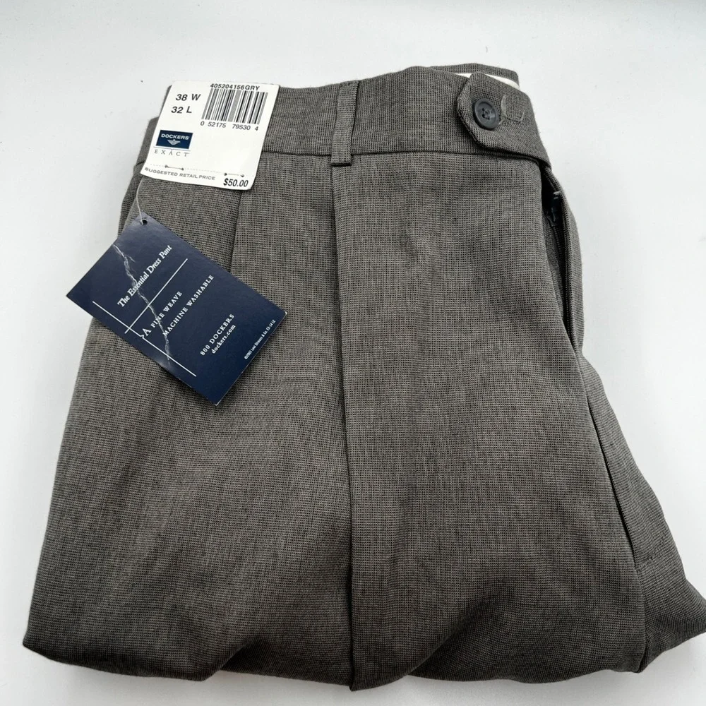 Dockers Dress Pants Mens 38x32 Brown New Pleated Cuffed Essential Fine Weave